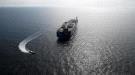 هيئة بريطانية: زورق يستهدف سفينة قبالة سواحل جنوب شرقي ...